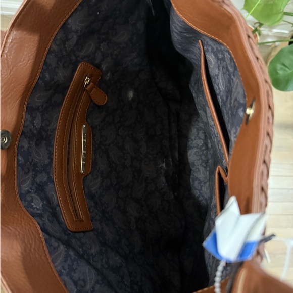 Steven Tassel Purse - Picture 5 of 5